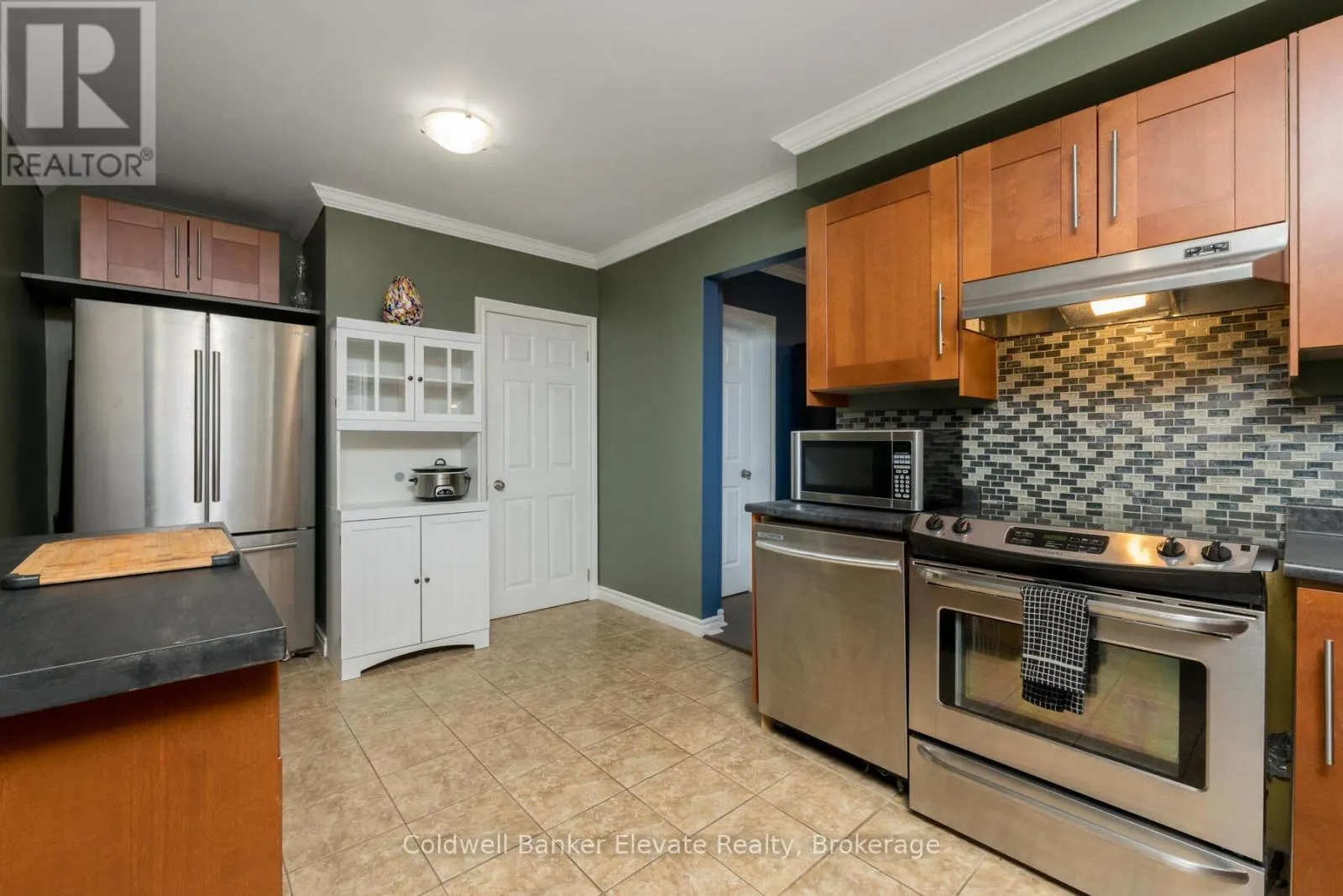 128-130 MAIN STREET S