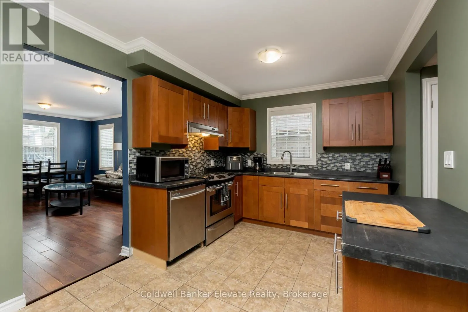 128-130 MAIN STREET S