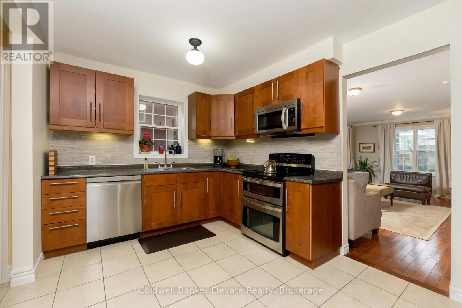128-130 MAIN STREET S