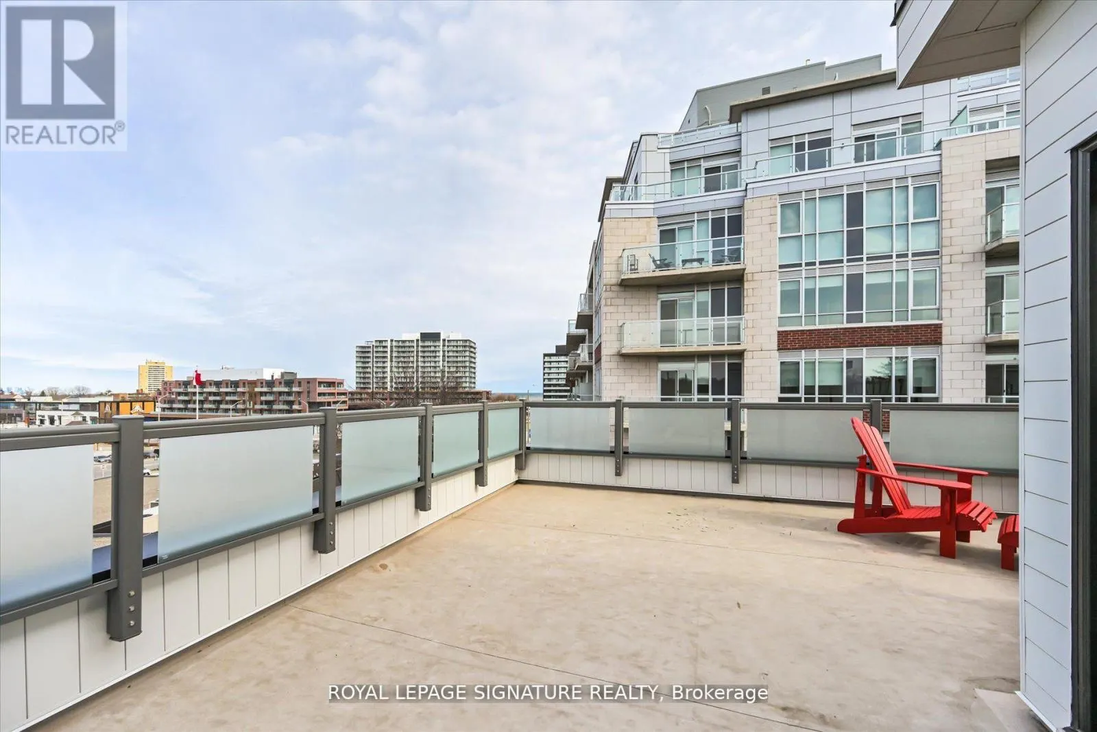 115 HIGH STREET W