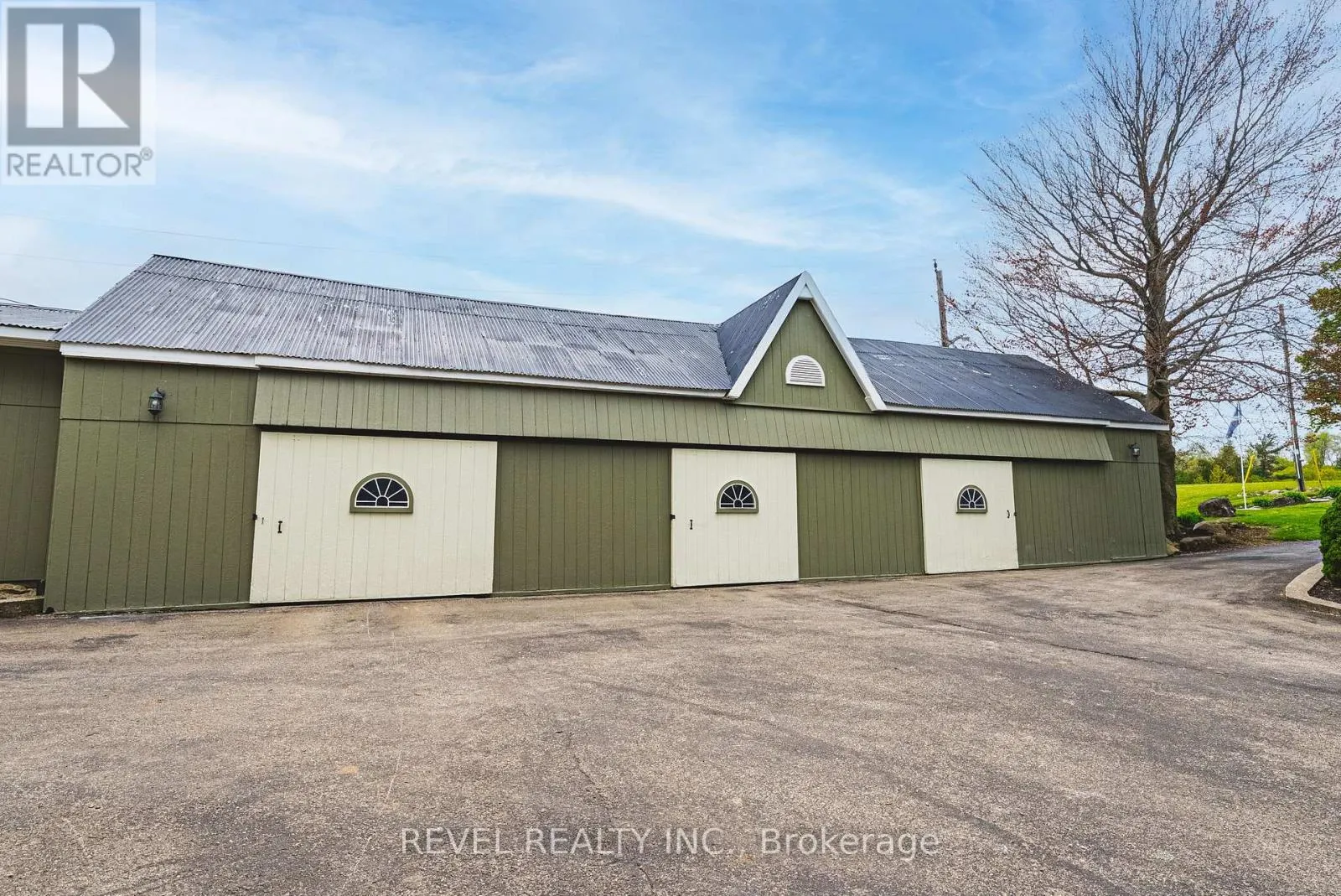 8546 APPLEBY LINE
