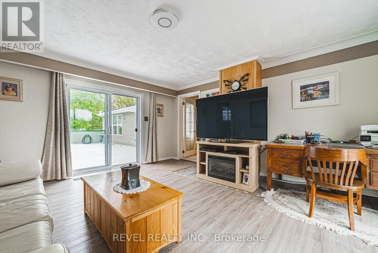 8546 APPLEBY LINE