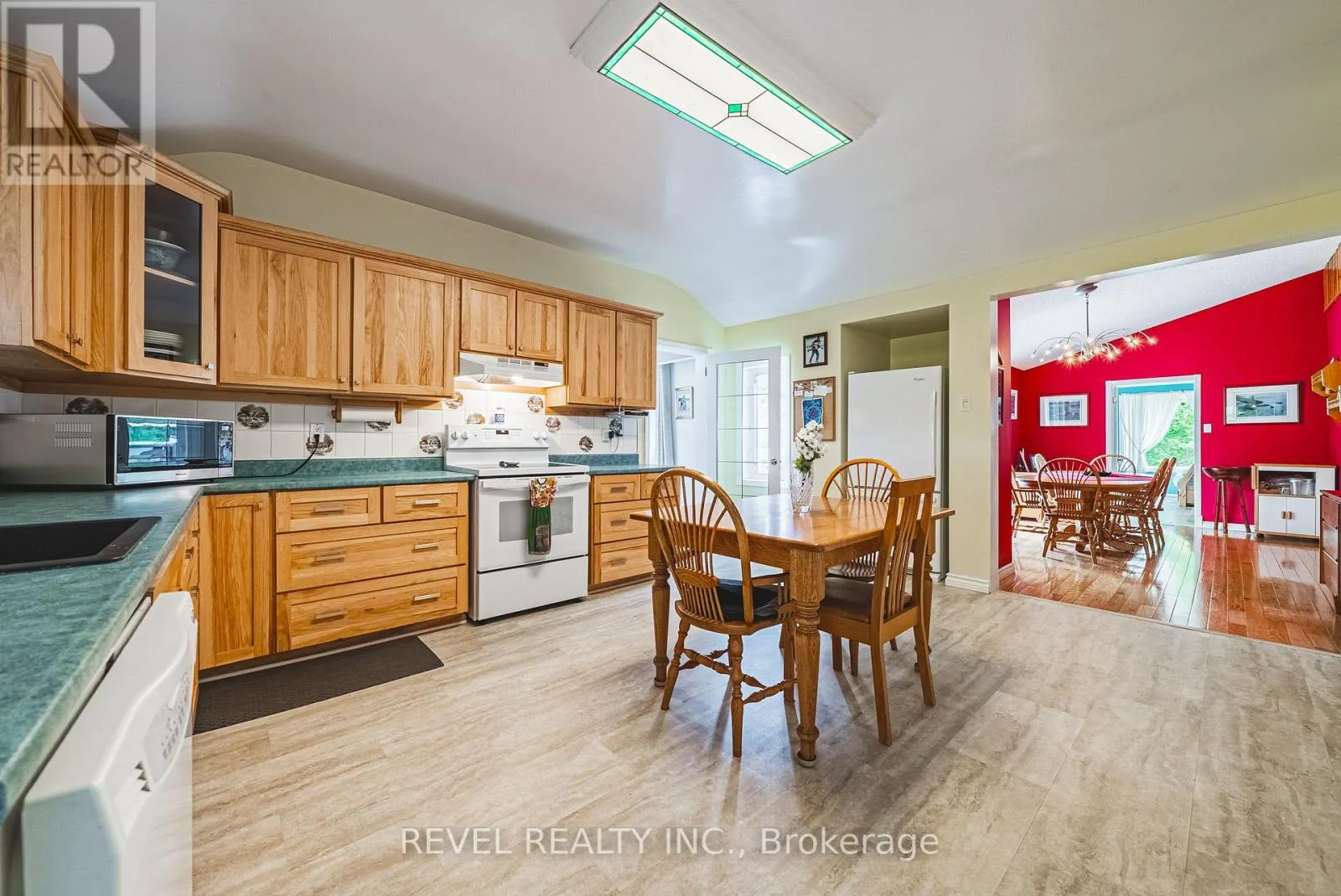 8546 APPLEBY LINE