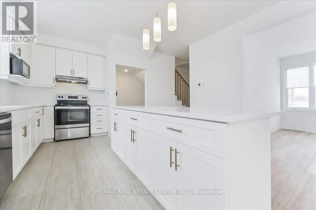 3 - 690 BROADWAY AVENUE