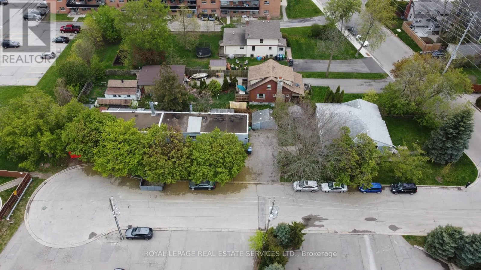 1083 SENECA AVENUE