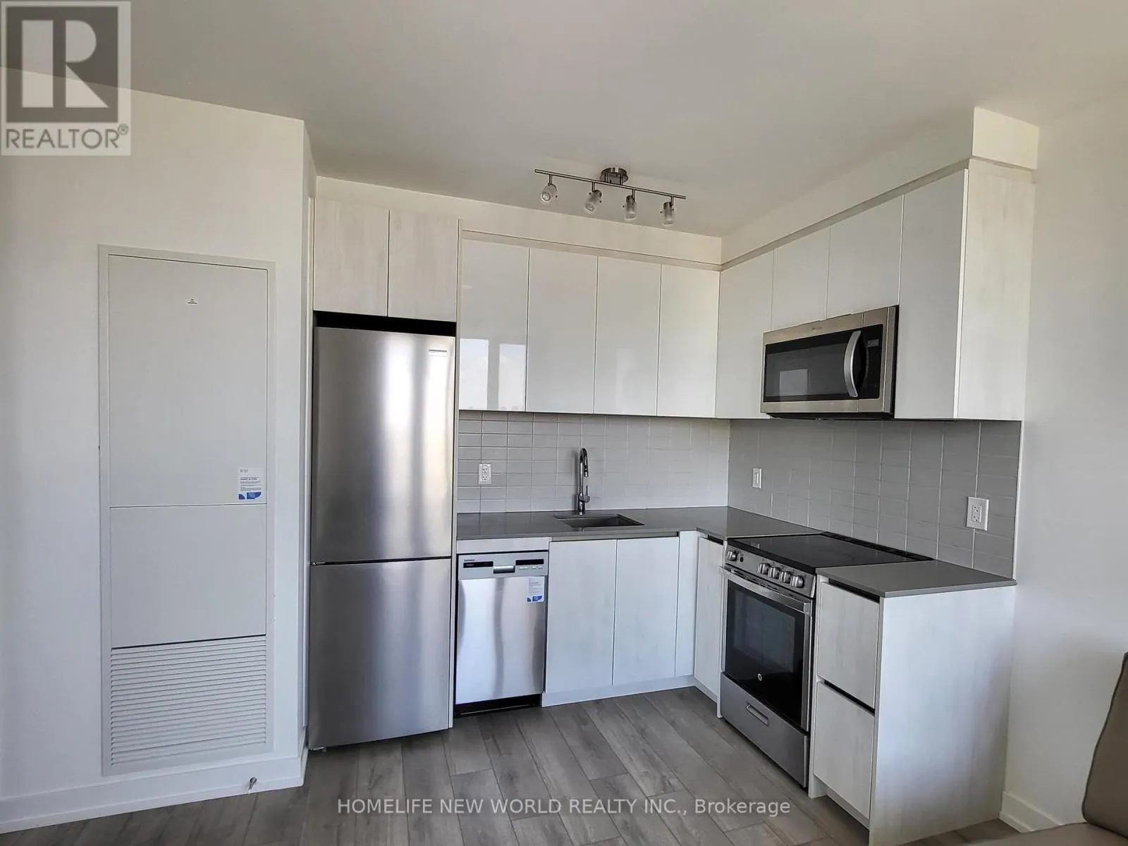 509 - 3100 KEELE STREET
