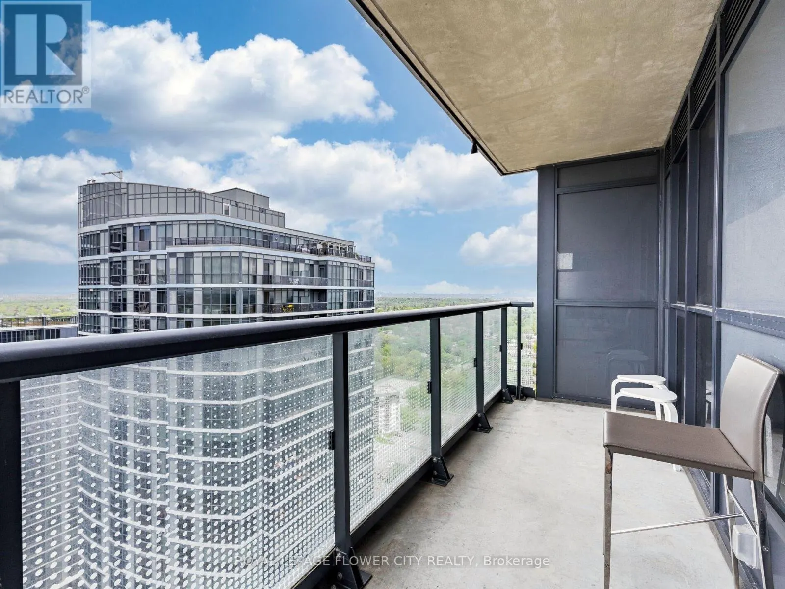 2804 - 30 GIBBS ROAD