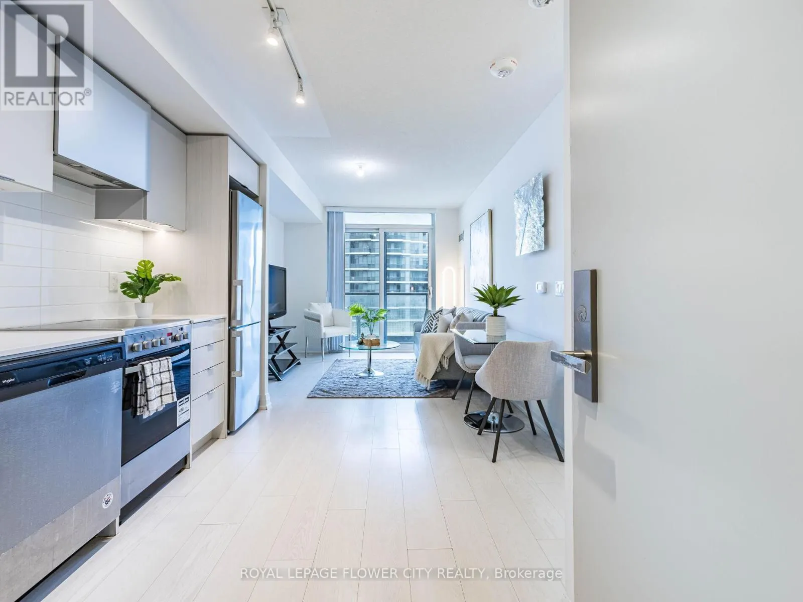 2804 - 30 GIBBS ROAD