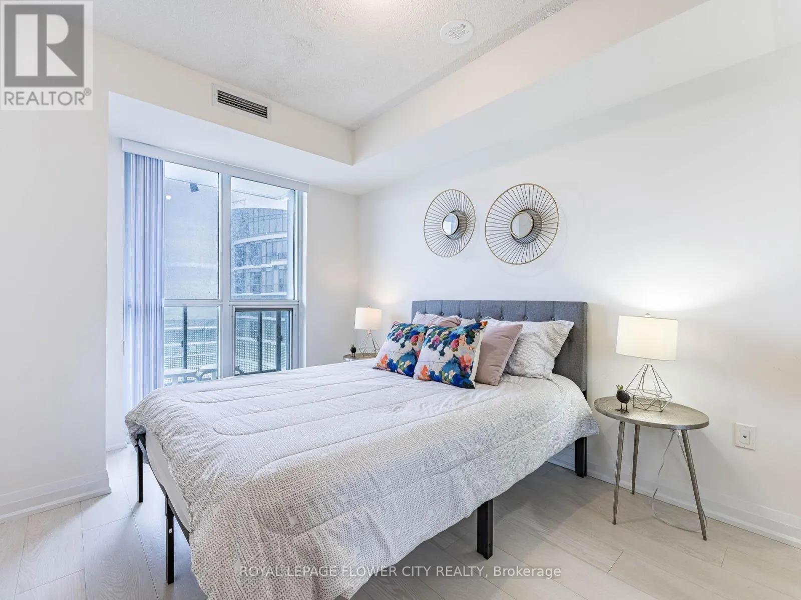 2804 - 30 GIBBS ROAD