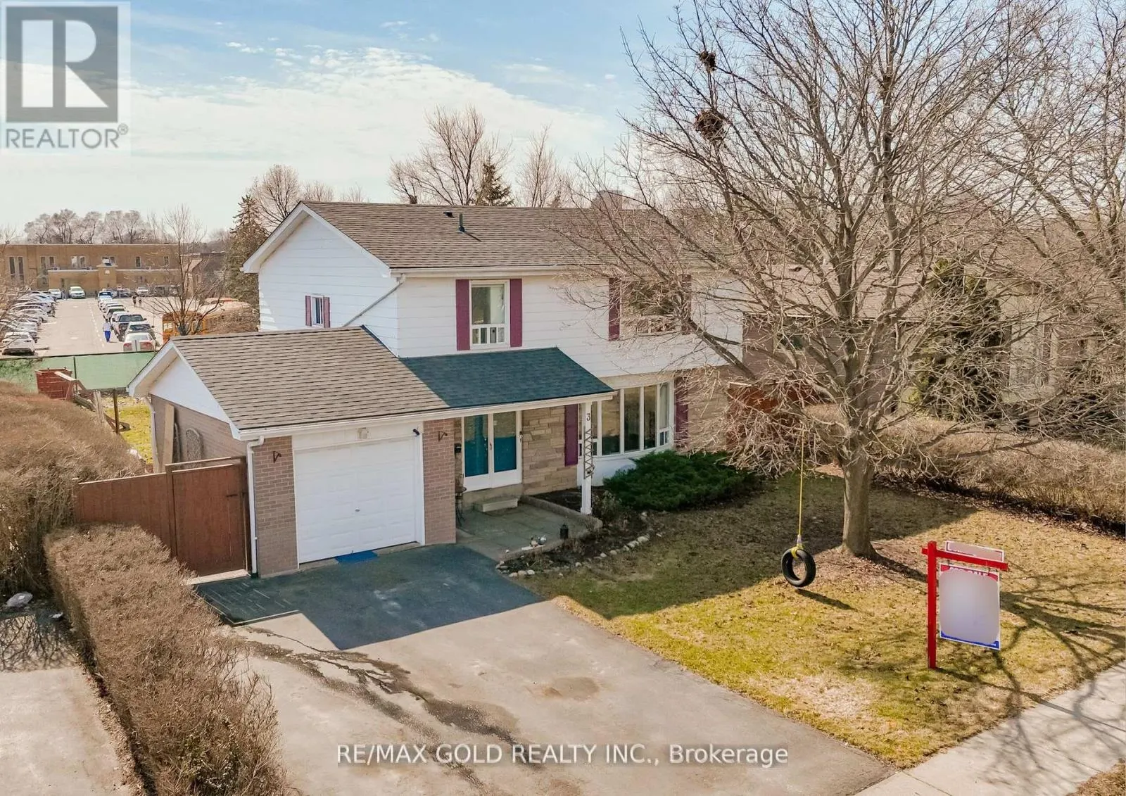 3 CRAWLEY DRIVE