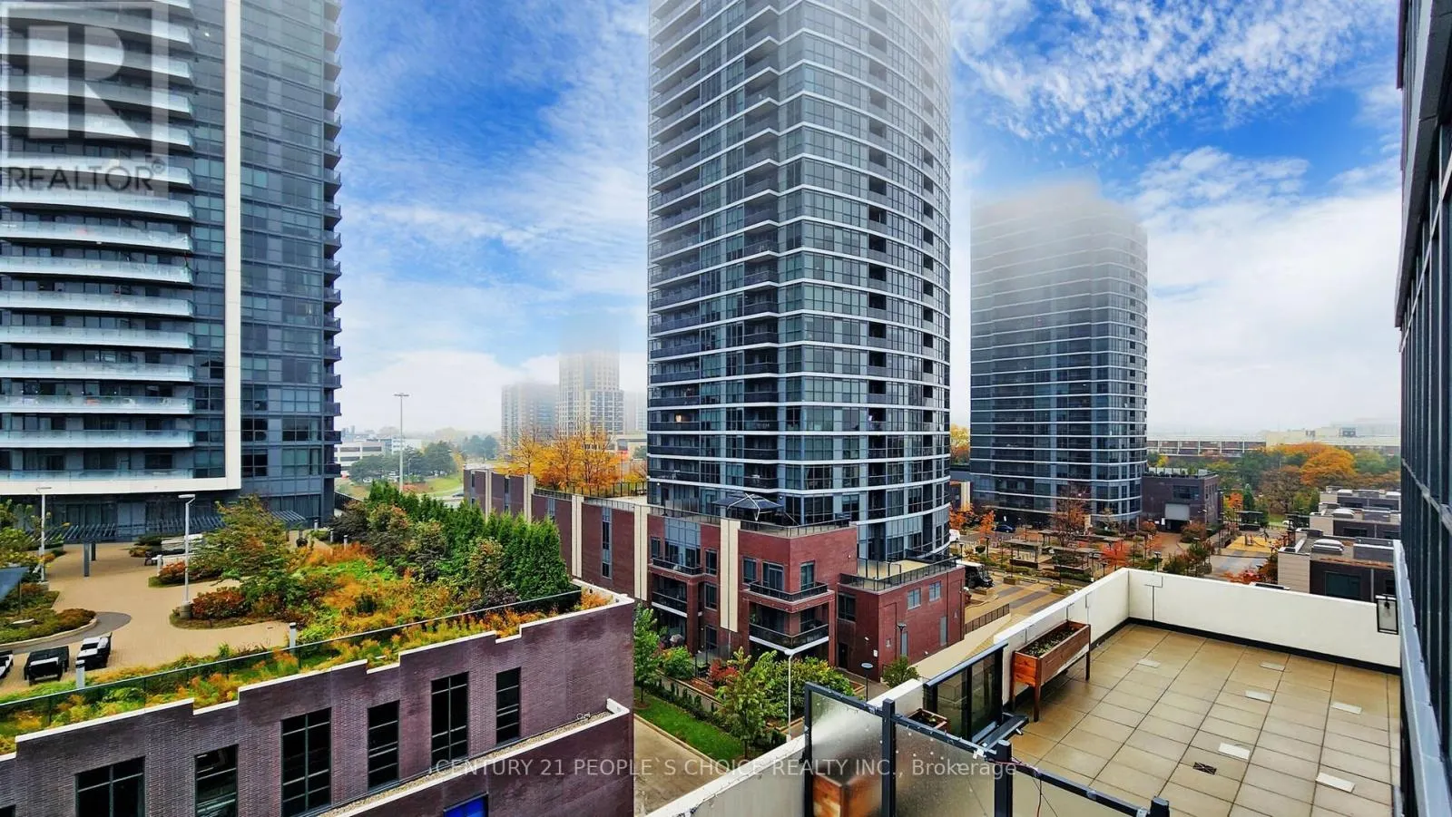 827 - 26 GIBBS ROAD