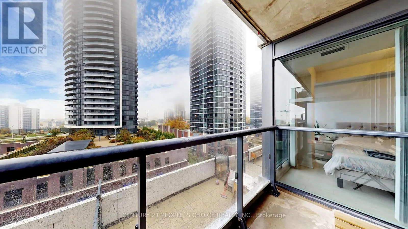 827 - 26 GIBBS ROAD