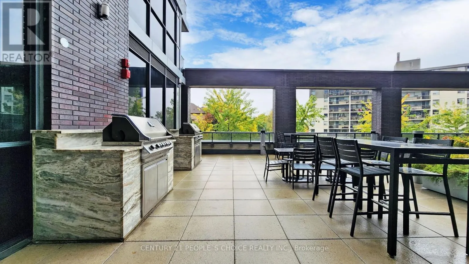 827 - 26 GIBBS ROAD