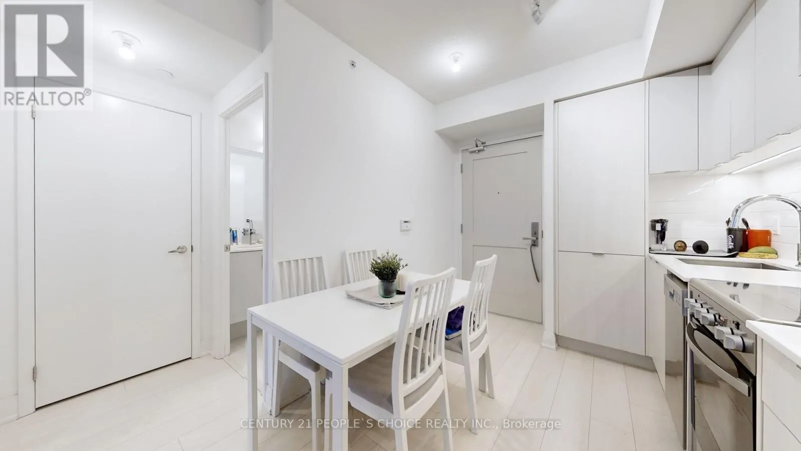 827 - 26 GIBBS ROAD