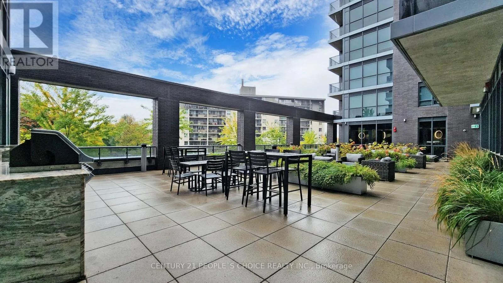 827 - 26 GIBBS ROAD