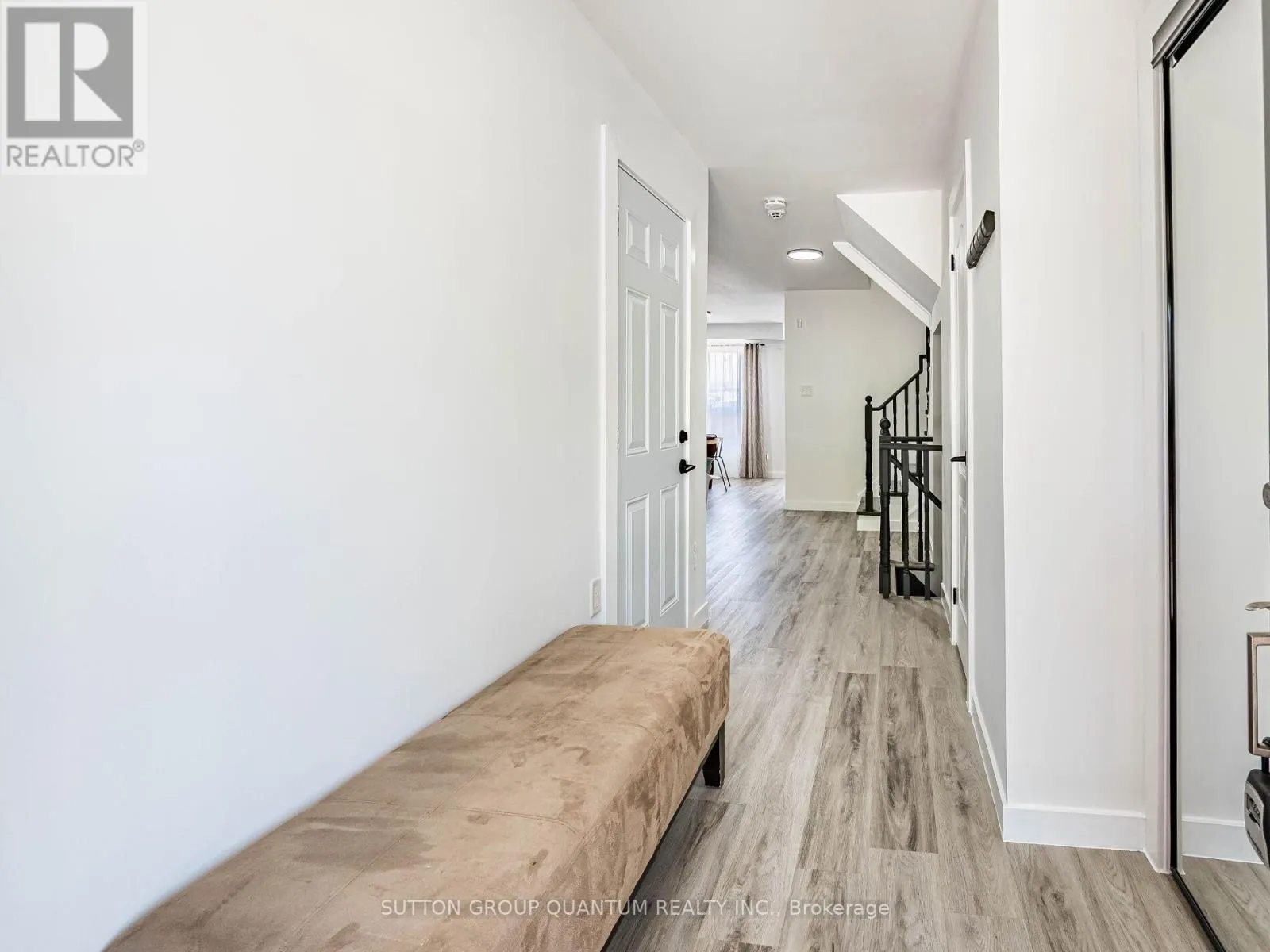 53 WOODCOTE CRESCENT
