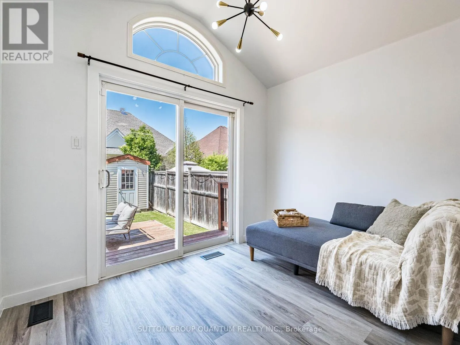 53 WOODCOTE CRESCENT