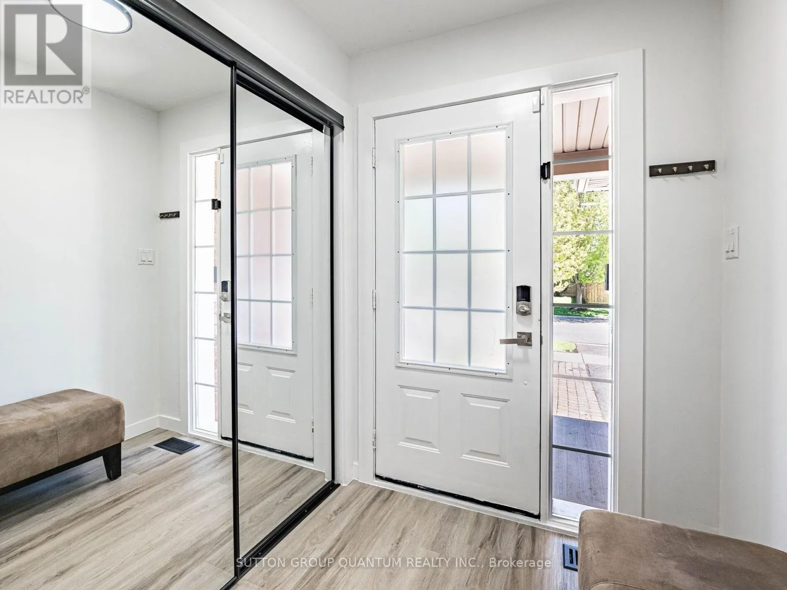 53 WOODCOTE CRESCENT