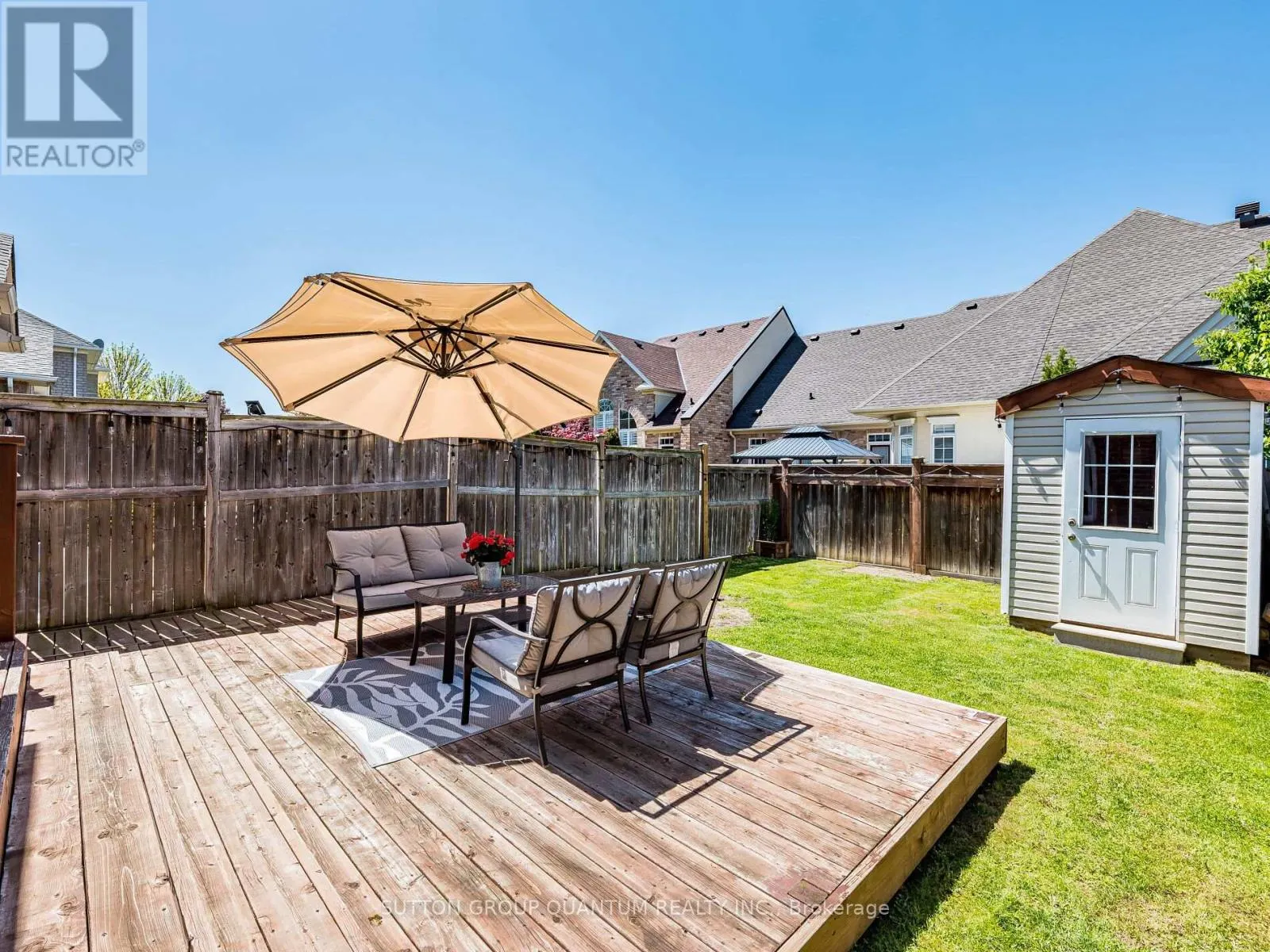 53 WOODCOTE CRESCENT
