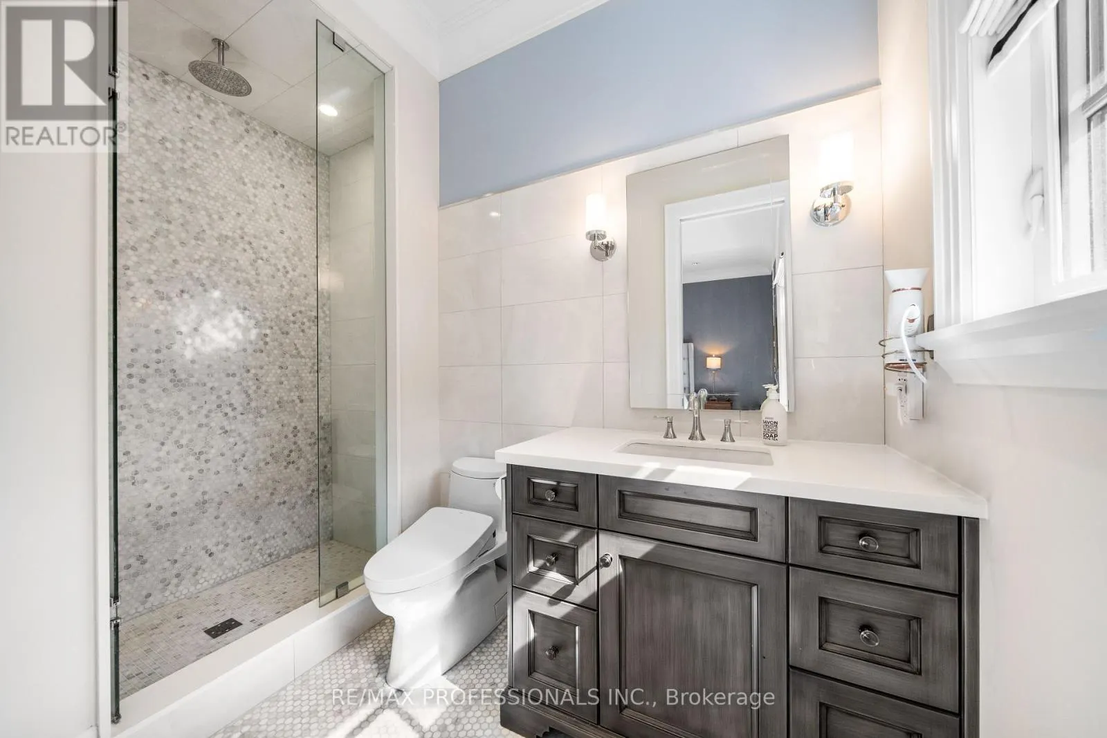 1285 MINAKI ROAD