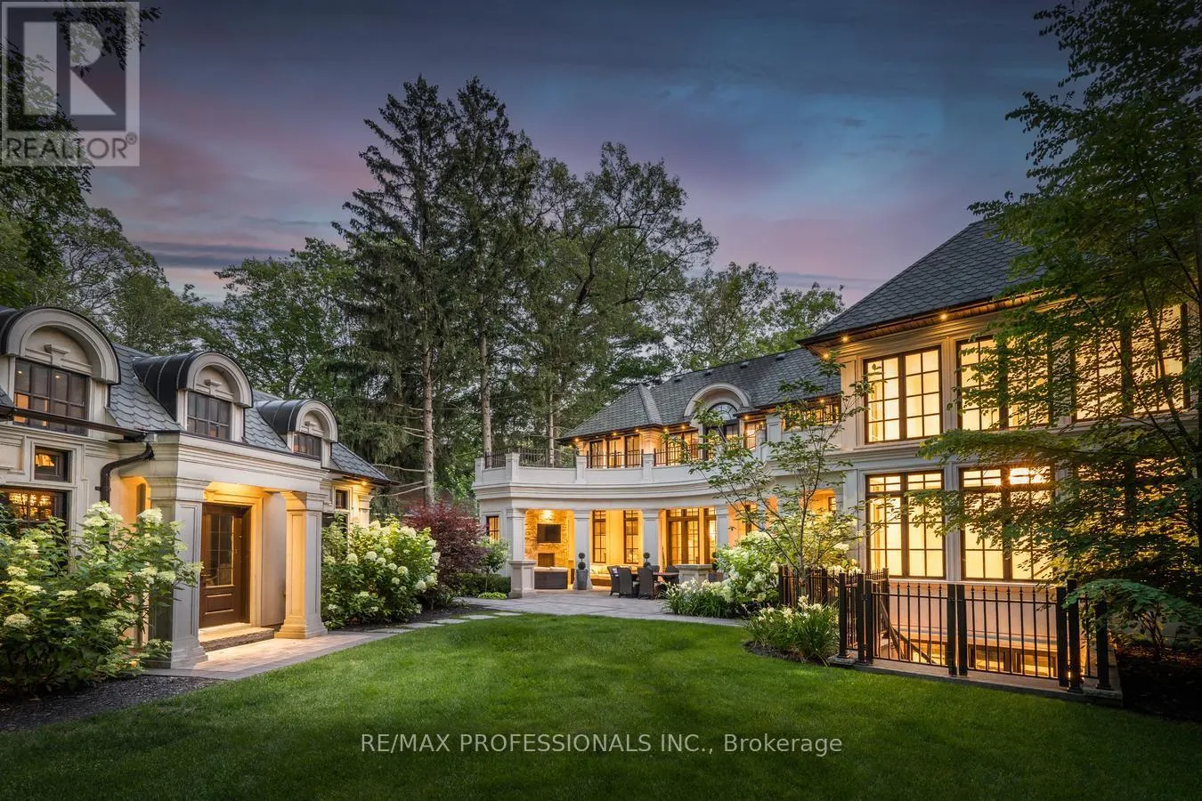 1285 MINAKI ROAD