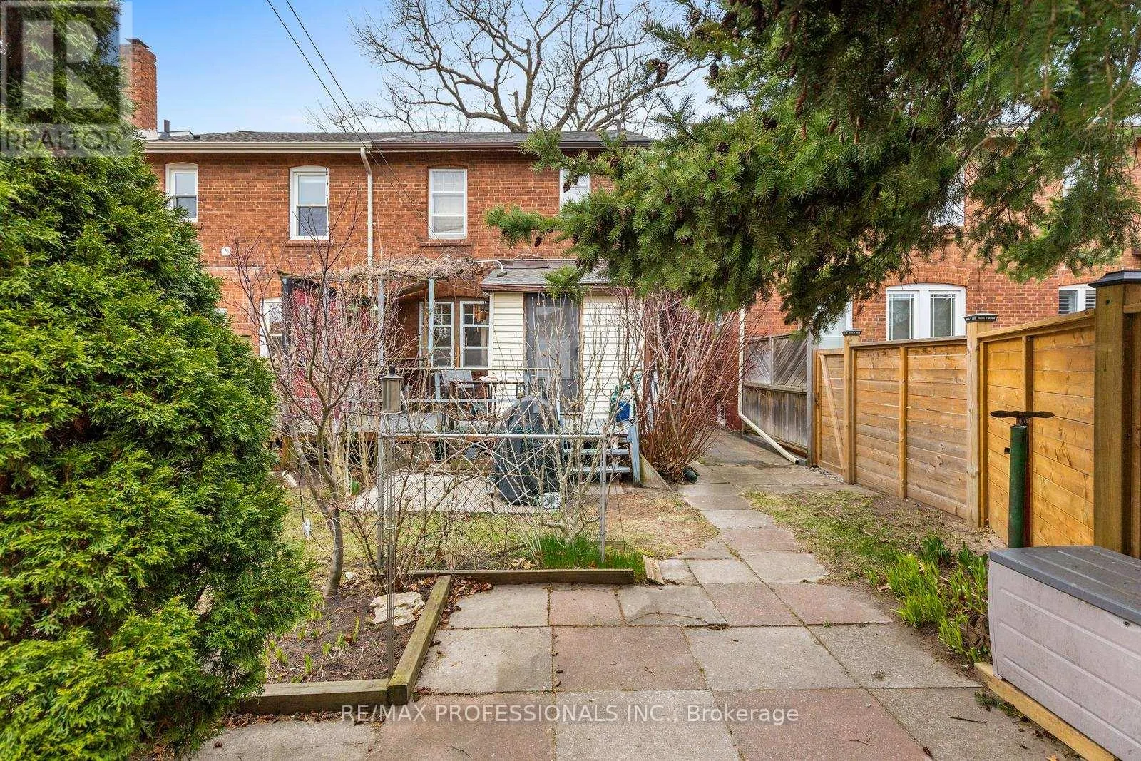 857 WINDERMERE AVENUE