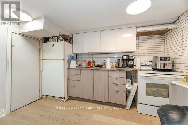 444 MAYBANK AVENUE