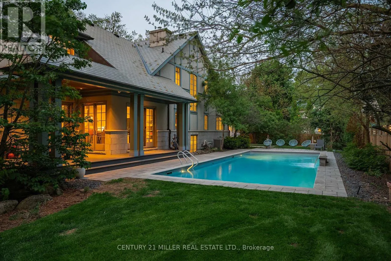370 POPLAR DRIVE