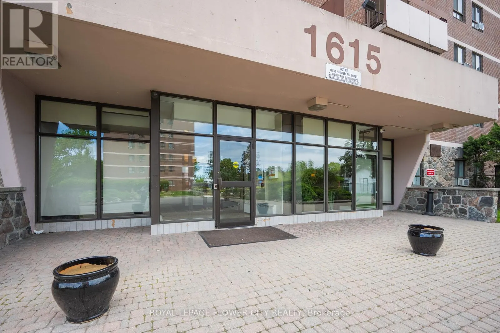 207 - 1615 BLOOR STREET