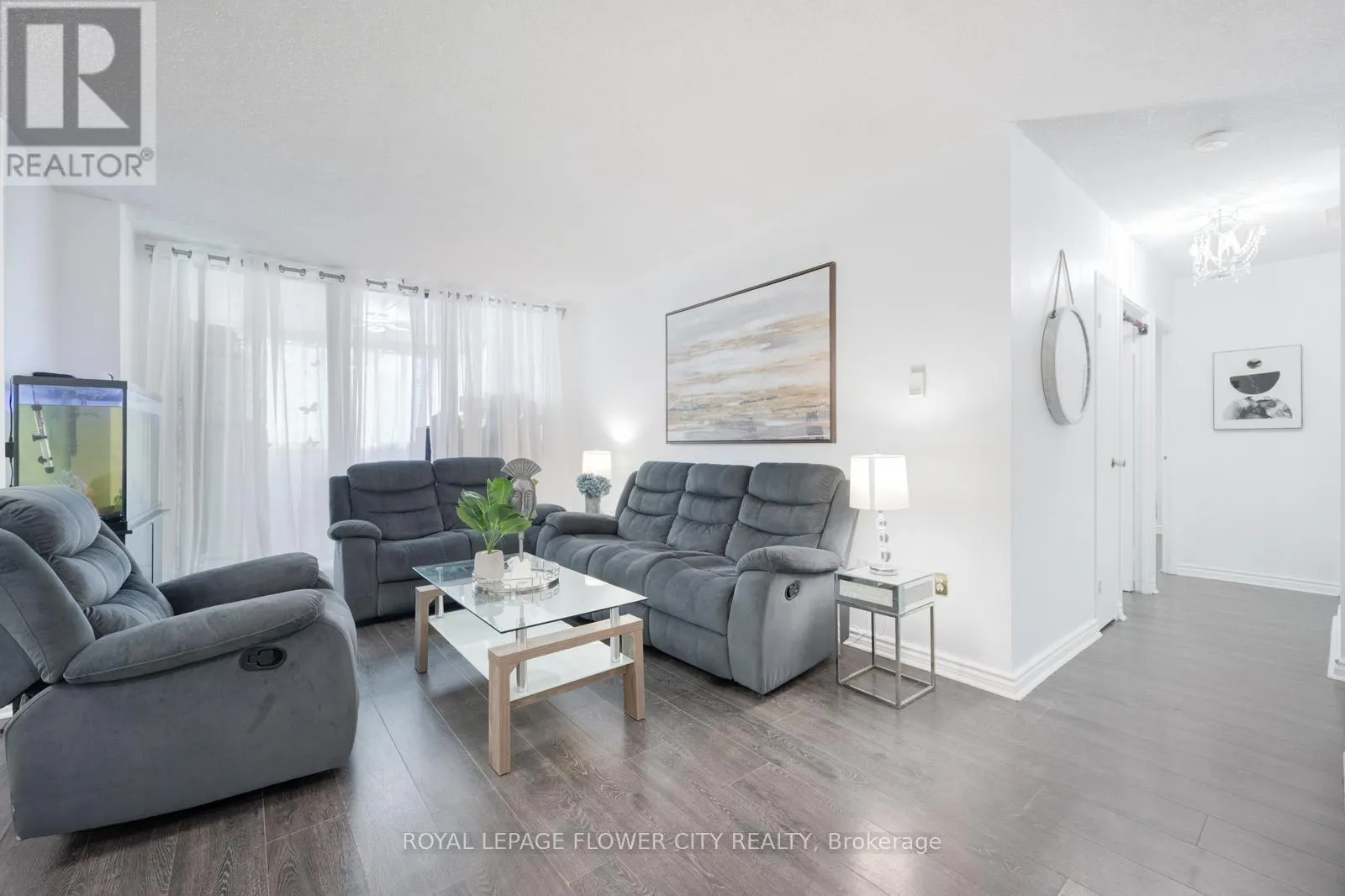 207 - 1615 BLOOR STREET