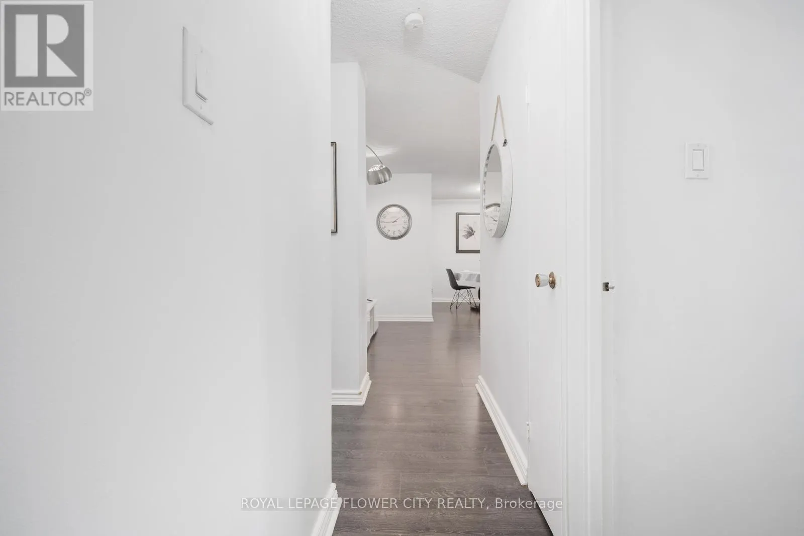 207 - 1615 BLOOR STREET