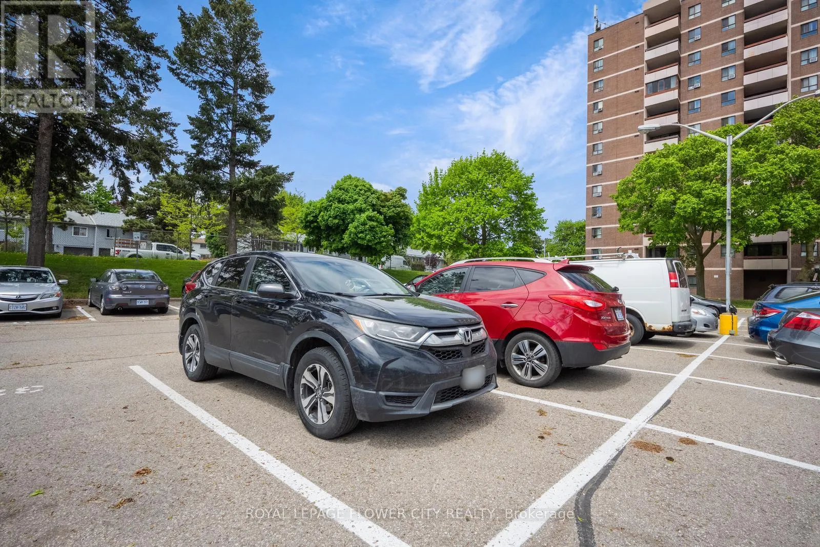 207 - 1615 BLOOR STREET