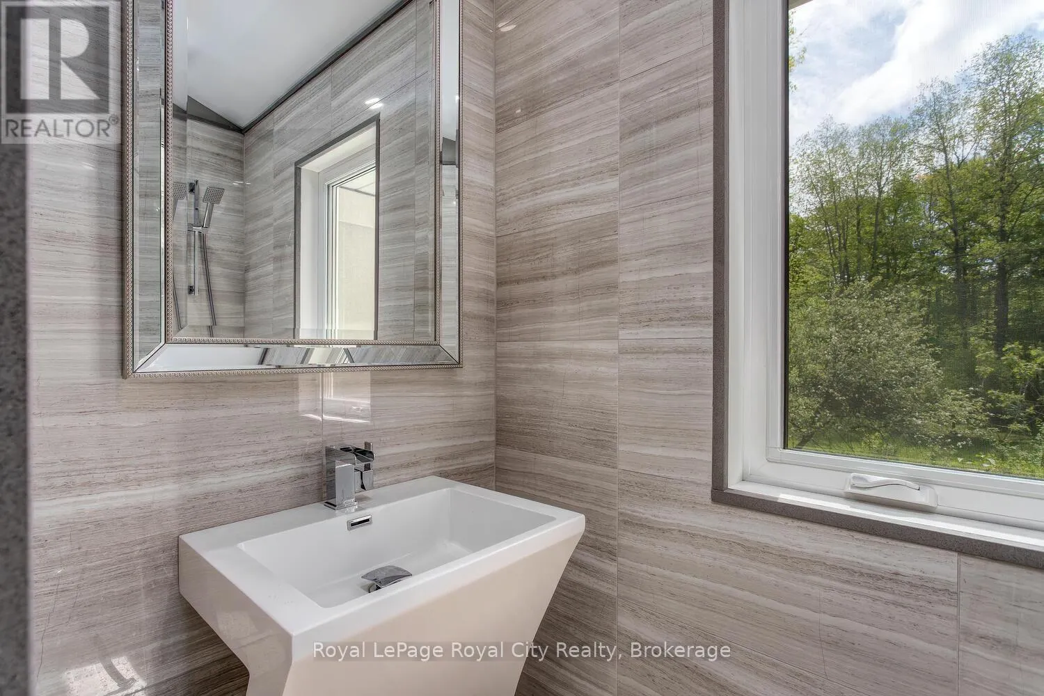 1158 CONSERVATION ROAD E