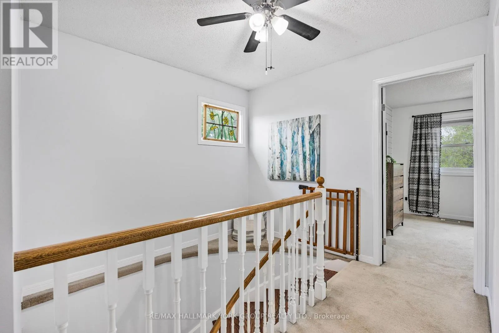 215 BEECHFIELD CRESCENT