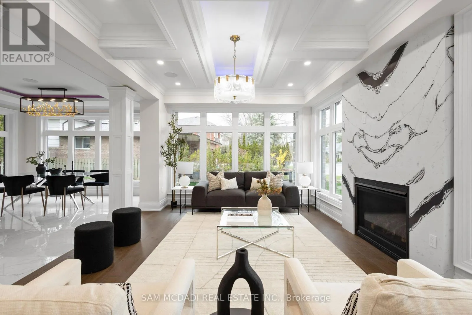 72 OAKES DRIVE