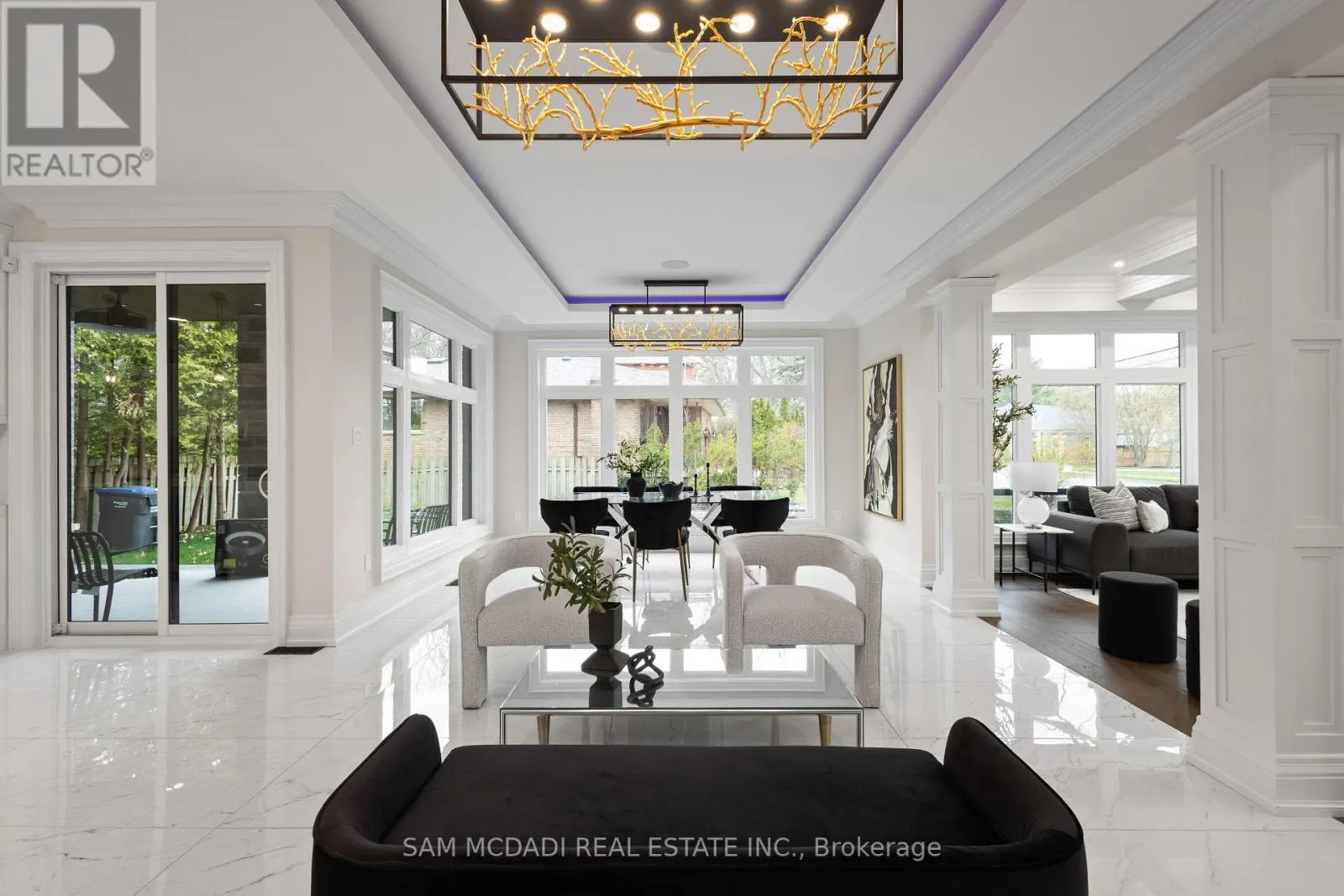 72 OAKES DRIVE