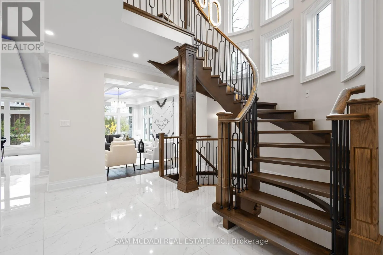 72 OAKES DRIVE