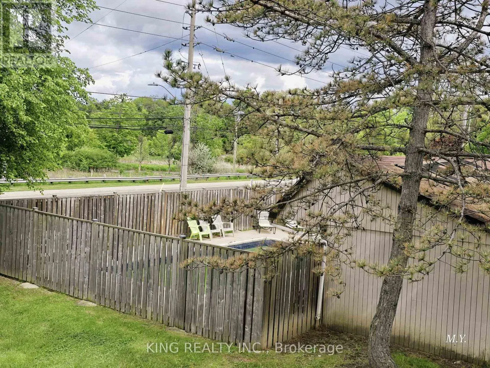 12 - 59 KENNINGHALL BOULEVARD