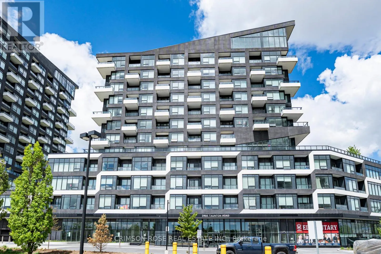 1025 - 2485 TAUNTON ROAD