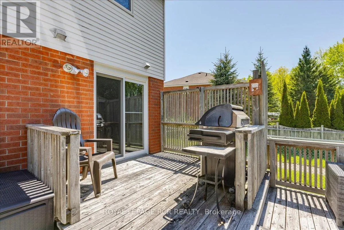 229 ELMWOOD CRESCENT