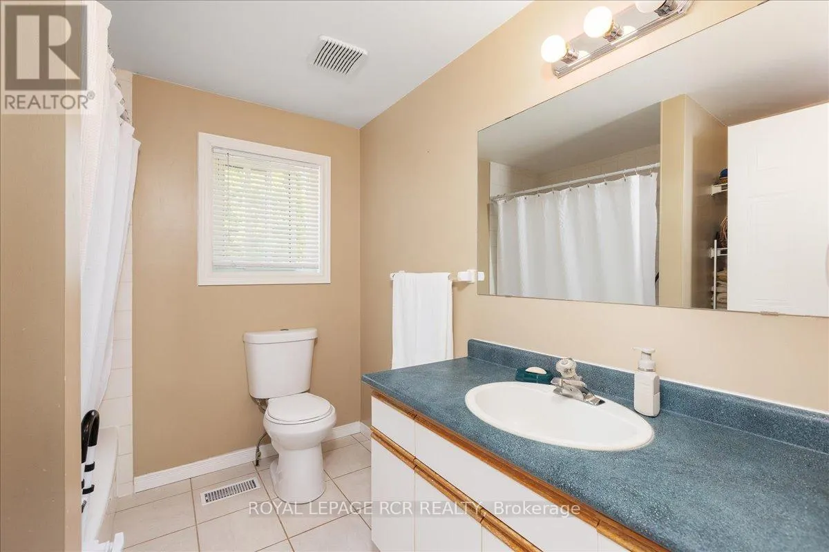 229 ELMWOOD CRESCENT