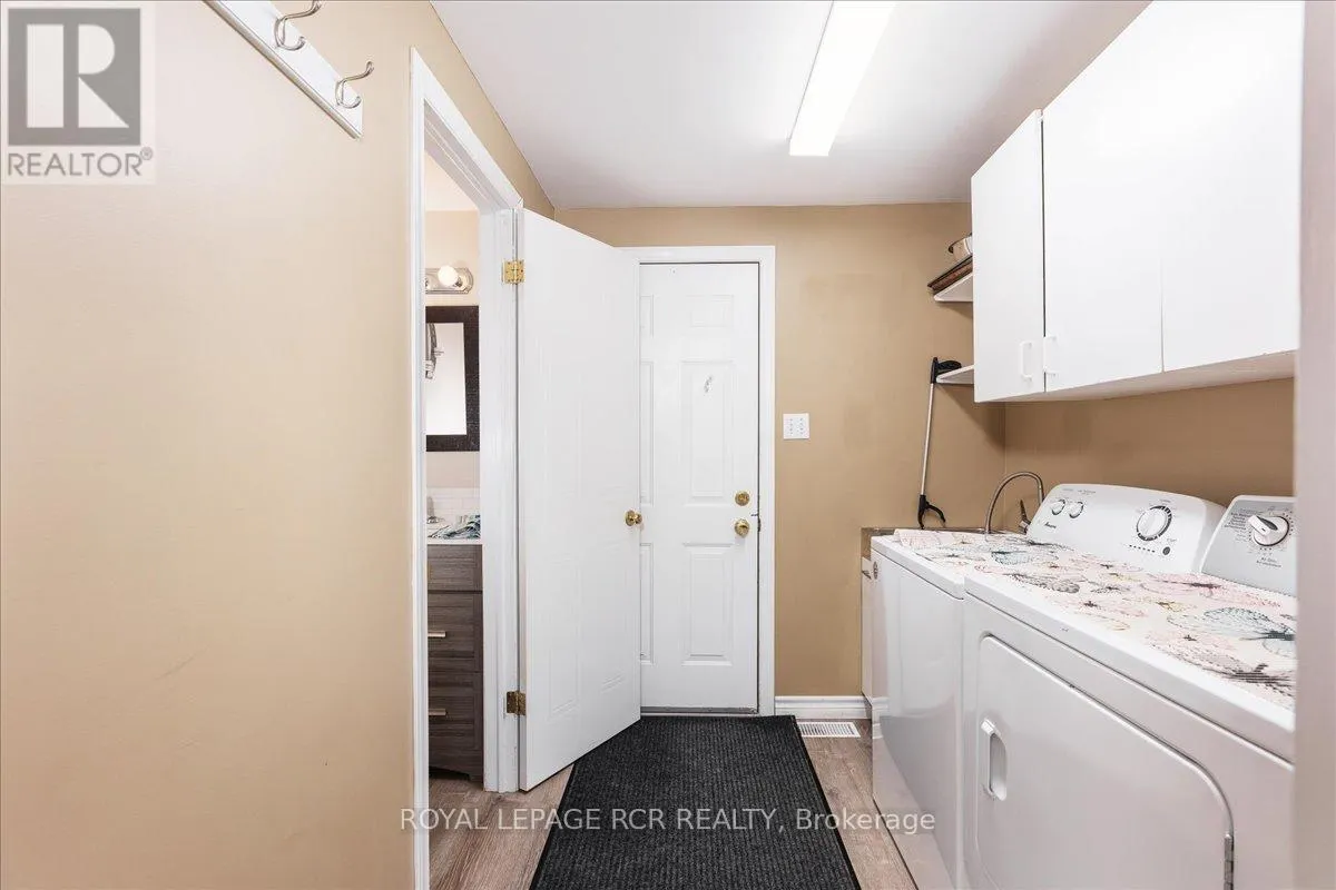 229 ELMWOOD CRESCENT