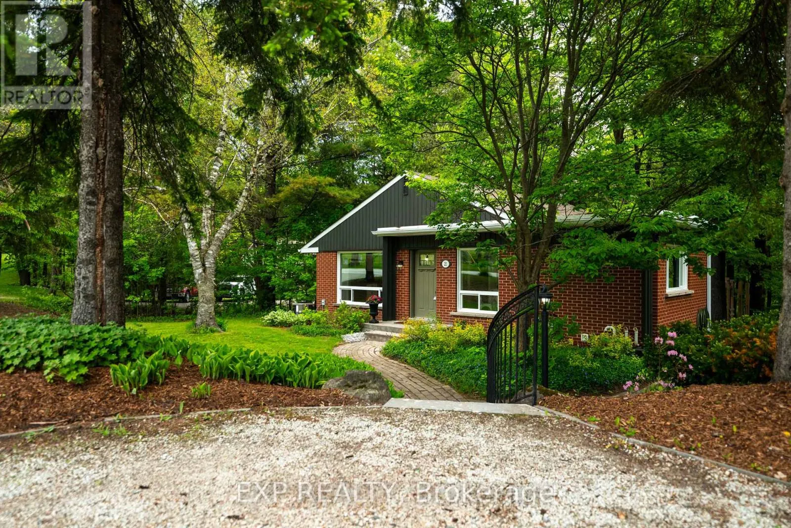 21 VETERANS WAY