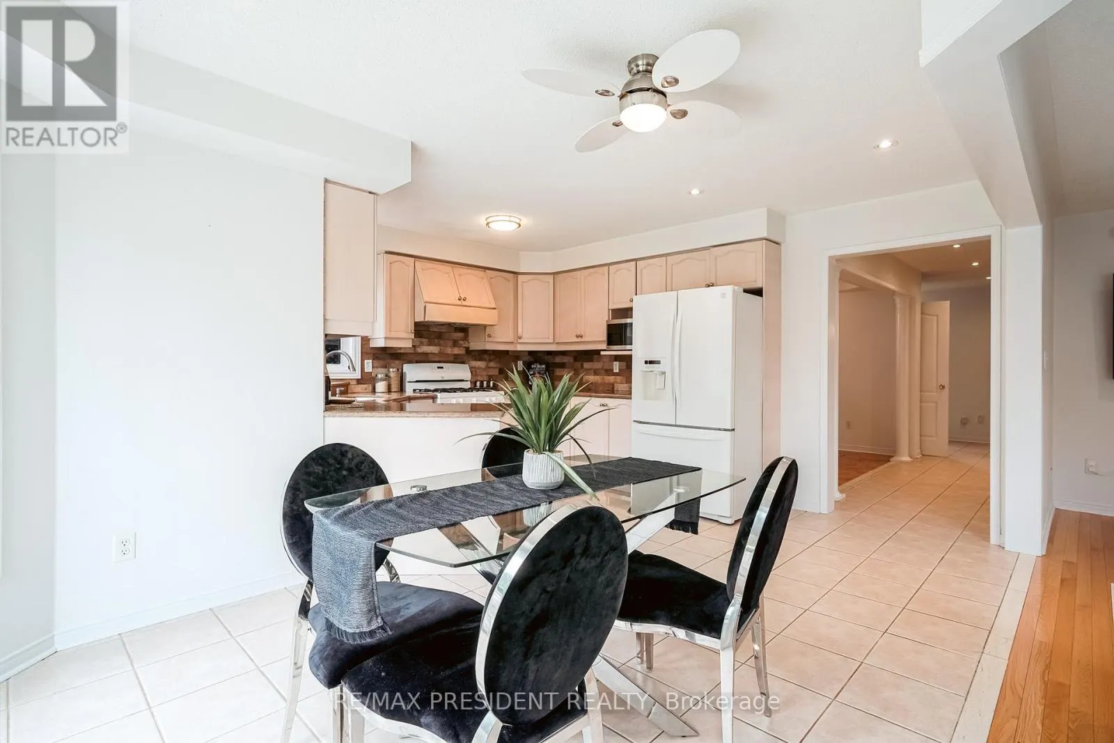 13 TARQUINI CRESCENT
