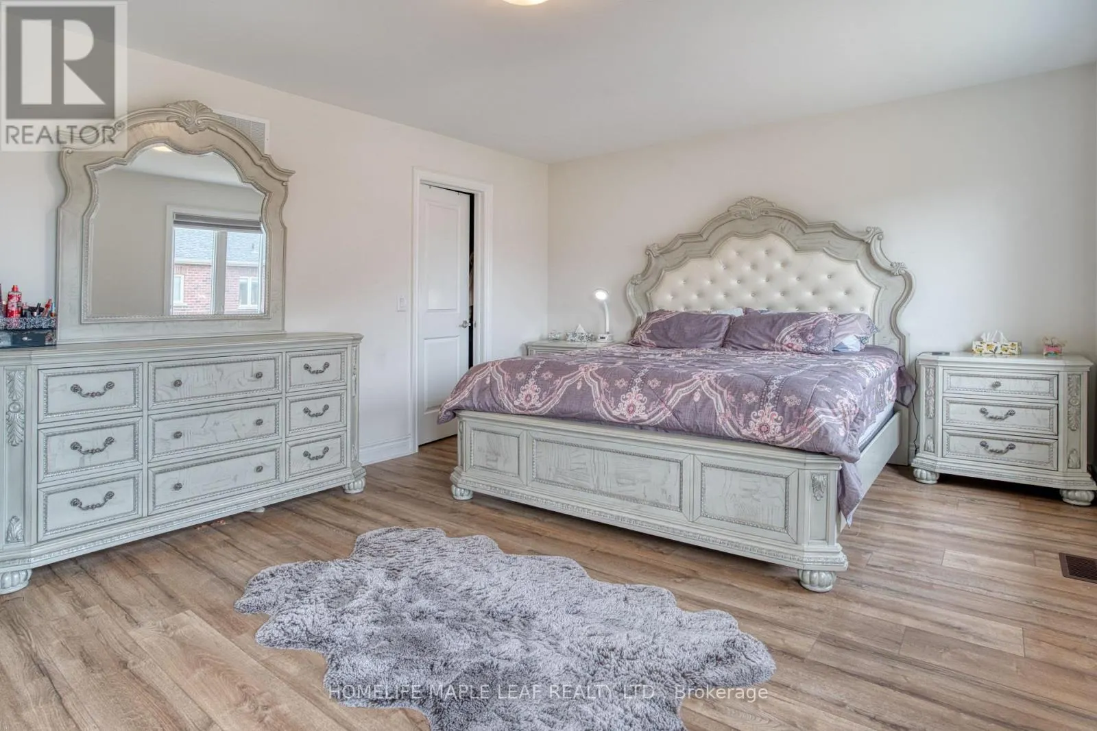43 PUFFIN CRESCENT