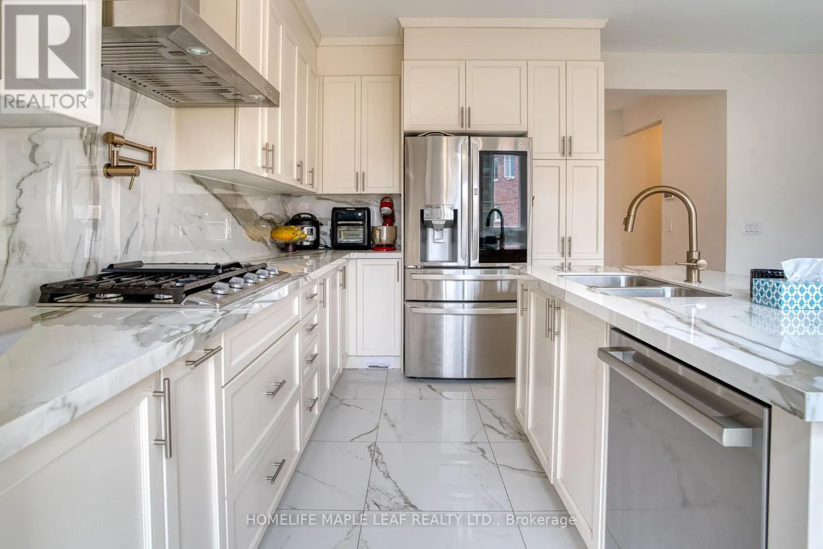 43 PUFFIN CRESCENT