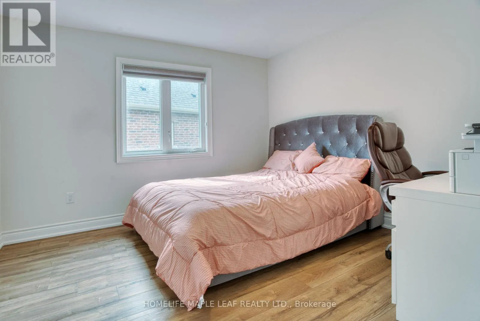 43 PUFFIN CRESCENT