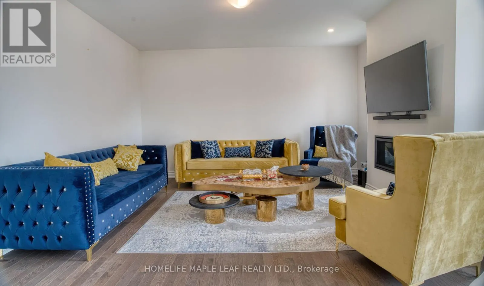 43 PUFFIN CRESCENT