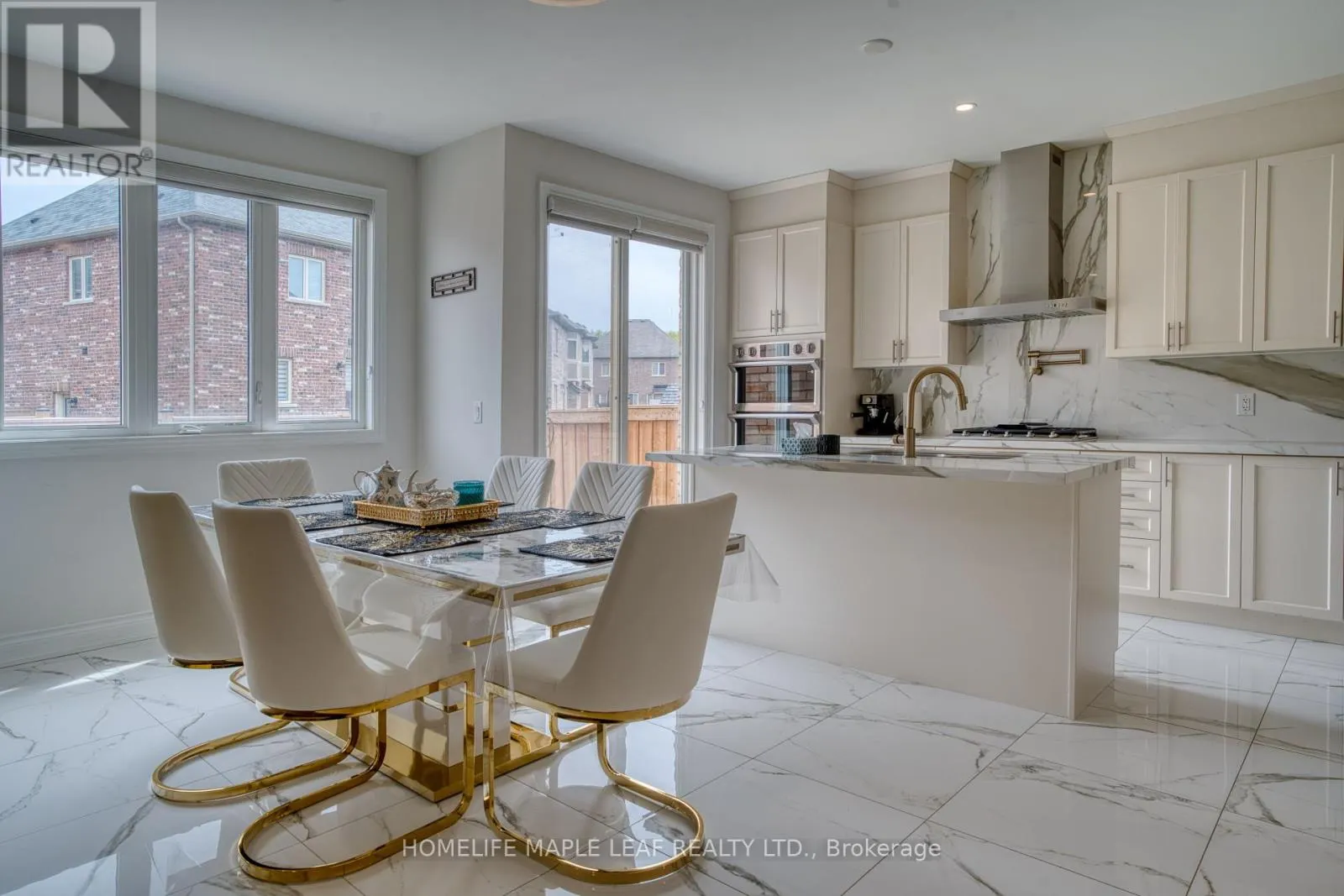 43 PUFFIN CRESCENT