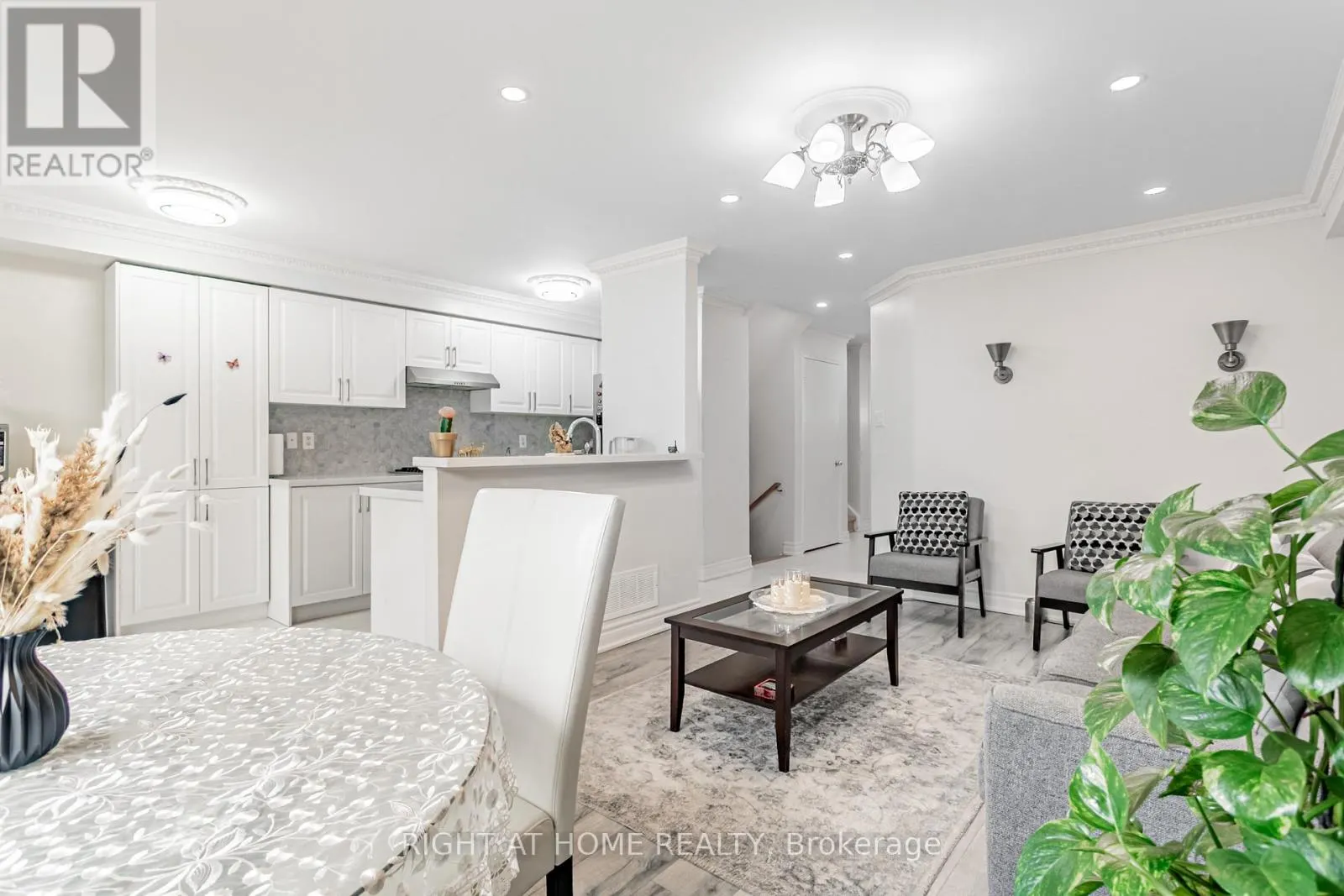 67 - 5223 FAIRFORD CRESCENT